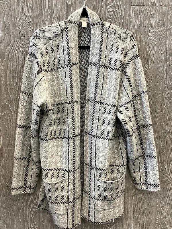 Women's Croatian Wool SweatersSweater Cardigan By Christopher And Banks In Grey, Size: L