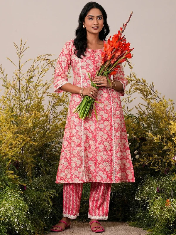 Women's OverallsPeach Printed Silk Blend A-Line Kurta With Trousers