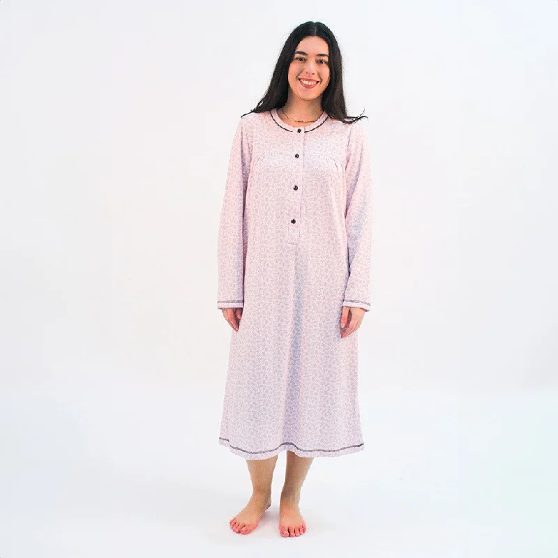 women's pajamas with a blend of comfort, style, and functionalityCamisón mujer clásico