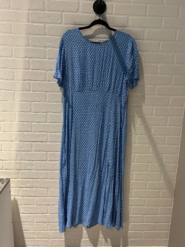 Women's Bell-Sleeve DressesDress Casual Maxi By sportsgirl In Blue & White, Size: Xl