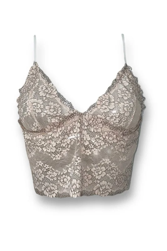 convertible bra with hook-and-eye closureOlivia Bralette